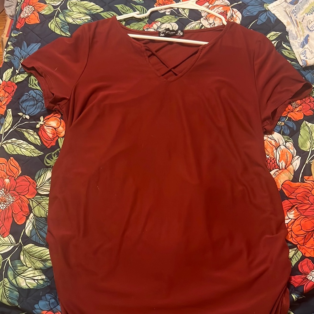 Marion maternity top wore once